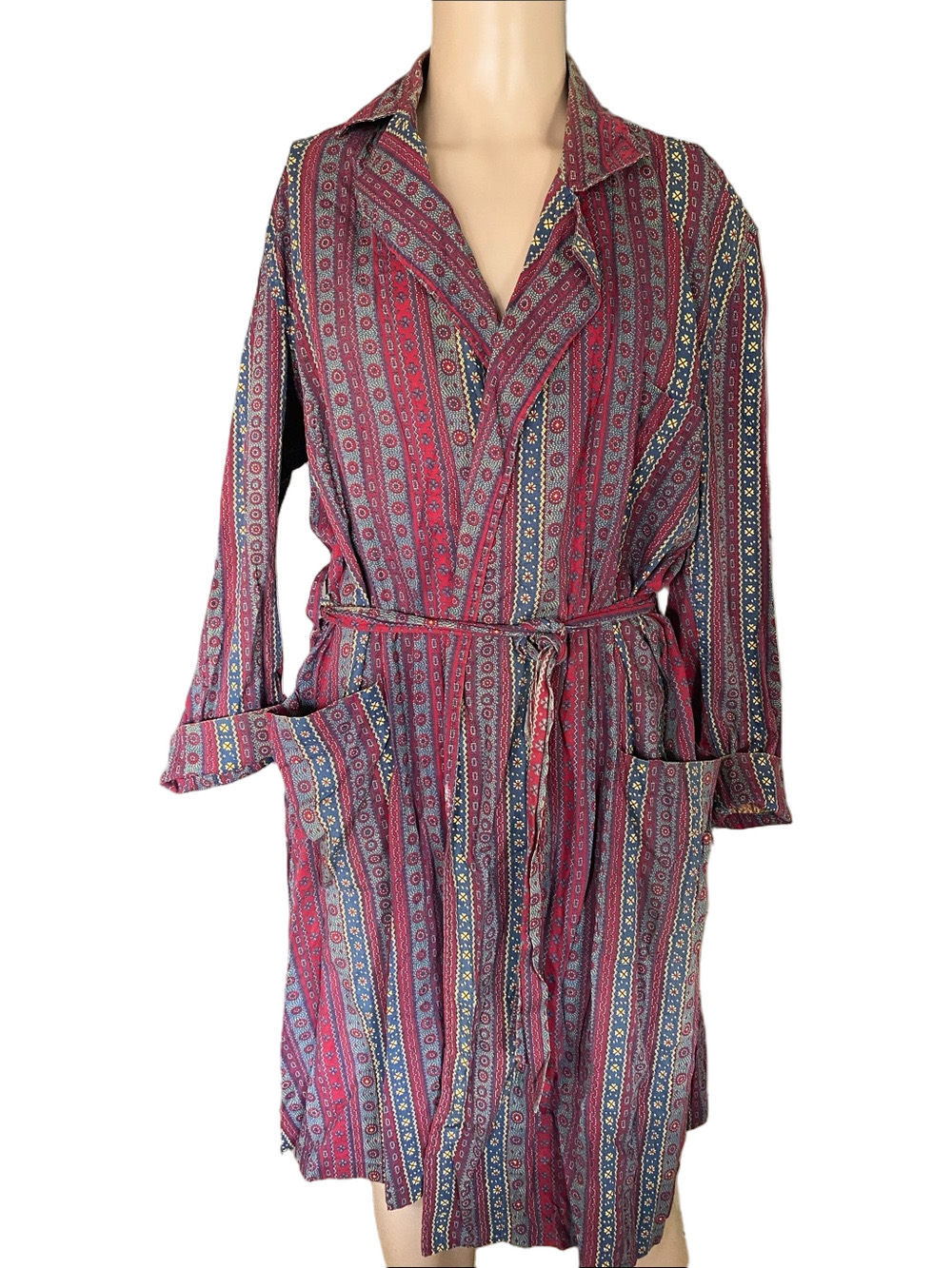 John Weitz True Vintage Men's Red Striped Long-Sleeve Robe with Waist Tie